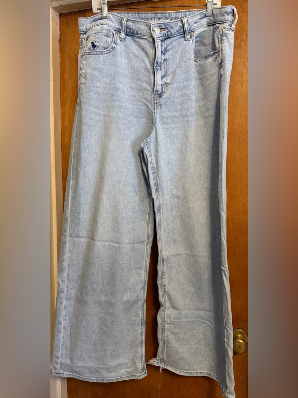 American Eagle Super High-Rise Baggy Wide-Leg 14
